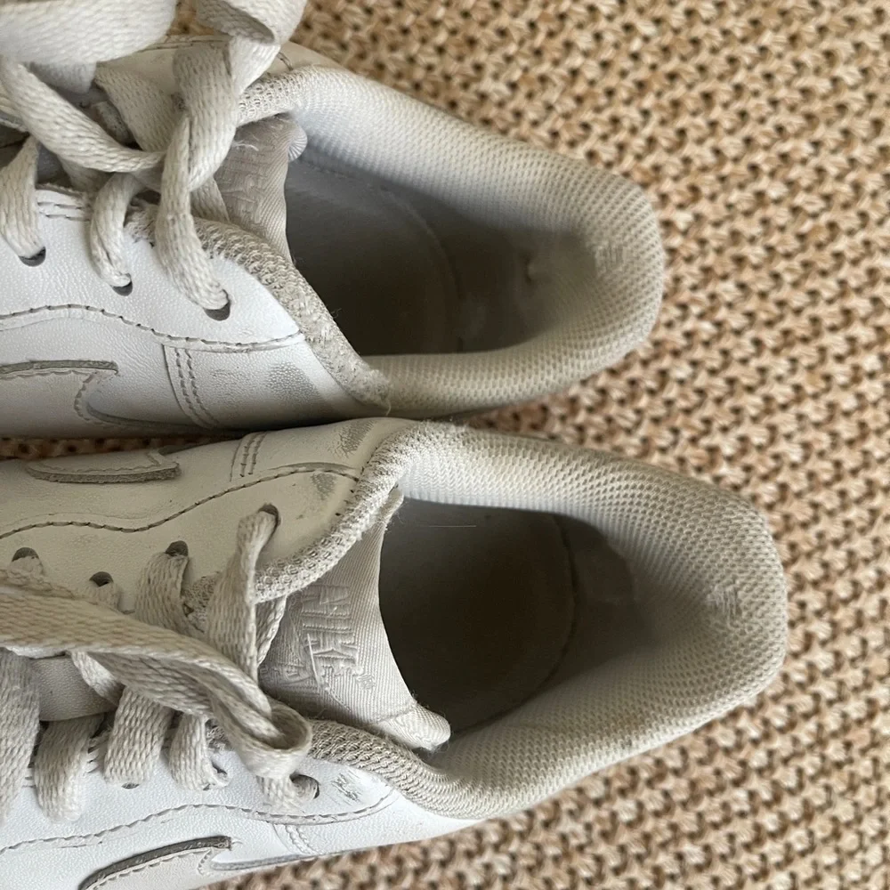 Nike questions leave